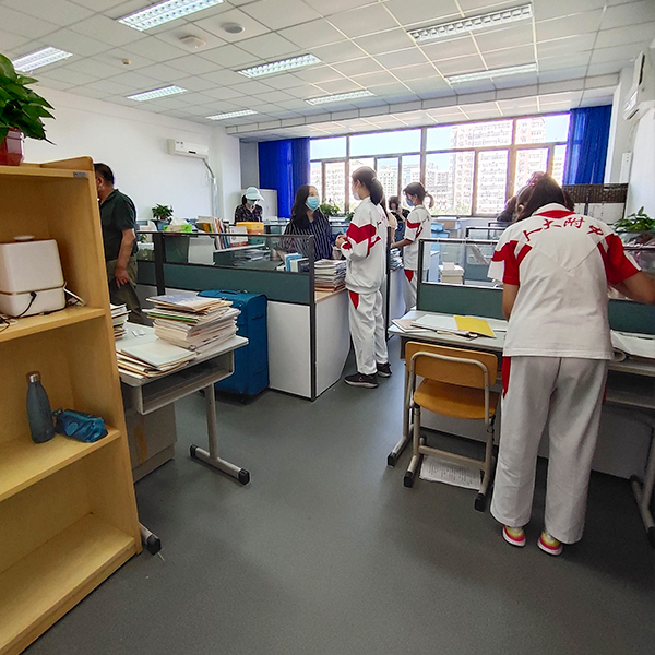 中關(guān)村某中學教學樓